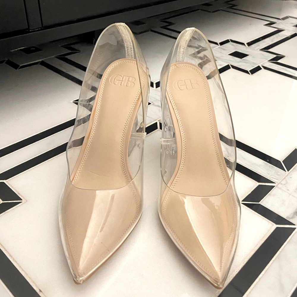 ***NWT GB Clear Chunky Heel***